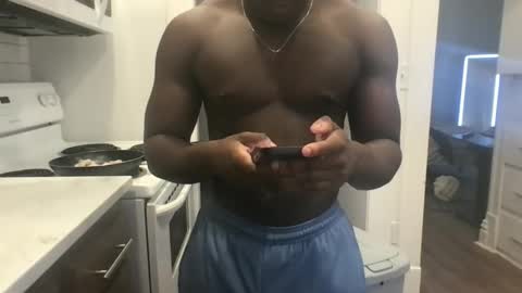 bballer_2002 online show from November 2025 04:07:01 PM