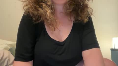 bbbecky33 online show from June 2026 01:47:02 AM