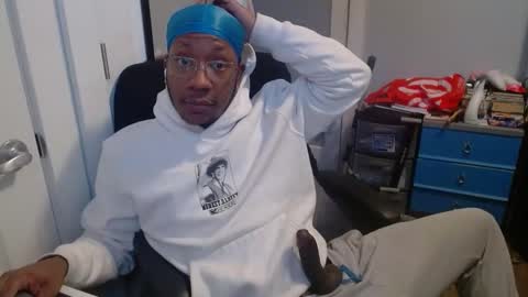 Snapshot of bbc_elrey chatting on February 2026 07:54:01 PM Racks online show from February 2026 07:54:01 PM