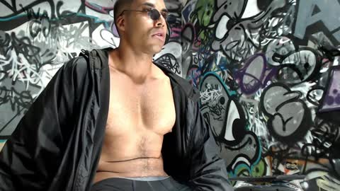 Justin online show from December 2024 11:13:02 PM