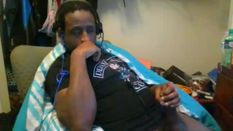 rocker n queen online show from February 2025 06:43:02 PM