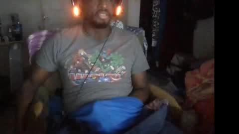 rocker n queen online show from November 2025 01:26:02 PM