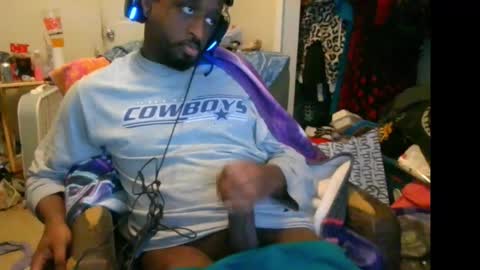 rocker n queen online show from January 2026 02:54:02 PM