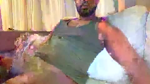 Daevon online show from November 2025 03:49:02 AM