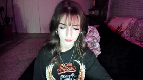 Snapshot of bbshasta chatting on April 2026 04:38:02 AM Shasta online show from April 2026 04:38:02 AM