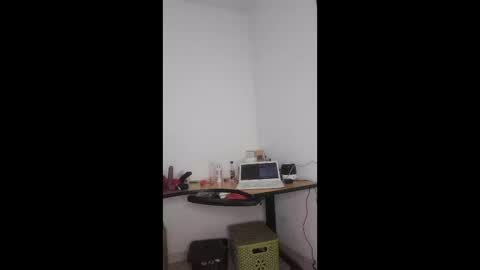 Cindy online show from April 2026 08:44:01 PM