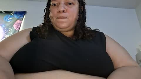 Snapshot of bbwdddreamqueen chatting on August 2026 02:08:01 PM bbwdddreamqueen online show from August 2026 02:08:01 PM