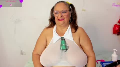 Snapshot of bbwsalome chatting on April 2026 07:28:01 PM Salome online show from April 2026 07:28:01 PM