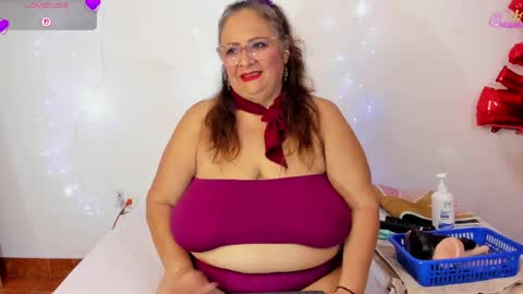 Snapshot of bbwsalome chatting on May 2026 07:10:01 PM Salome online show from May 2026 07:10:01 PM