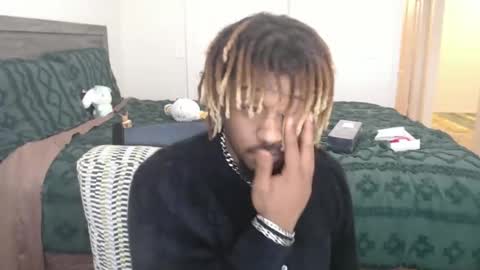 bby_julesss online show from December 2025 07:54:02 PM