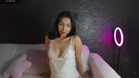 Snapshot of bby_salome_ chatting on June 2026 04:36:02 AM salom online show from June 2026 04:36:02 AM