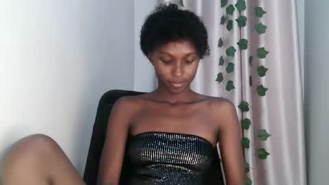 Smiles online show from February 2025 05:20:02 PM