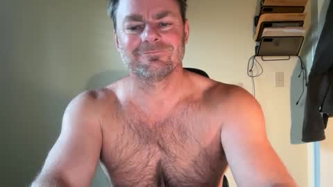 Snapshot of bcjonny chatting on November 2025 09:14:02 PM BCJonny online show from November 2025 09:14:02 PM