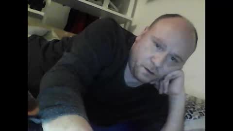 Snapshot of bcn82red chatting on December 2025 04:44:01 PM BCN82Red online show from December 2025 04:44:01 PM