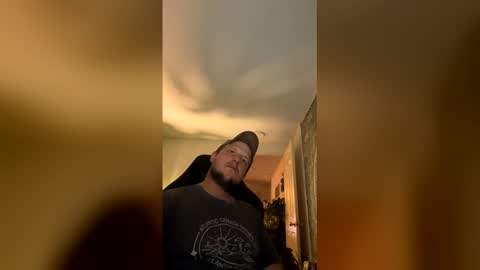Snapshot of bdn9222 chatting on January 2026 05:11:02 AM bdn9222 online show from January 2026 05:11:02 AM