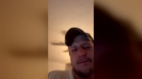 Snapshot of bdn9222 chatting on April 2026 04:46:01 AM bdn9222 online show from April 2026 04:46:01 AM