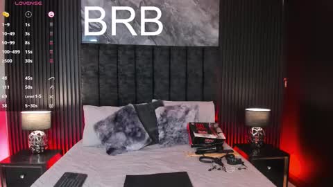 Danna  online show from January 2026 09:13:01 AM