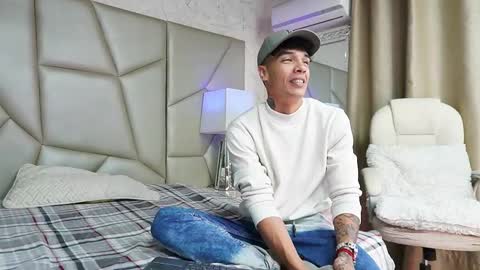 Helena  Evan online show from January 2026 11:47:01 AM