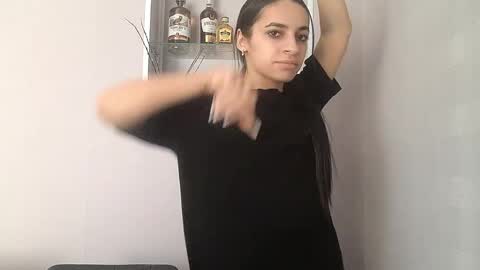 Snapshot of beabliese chatting on April 2026 07:58:02 AM beabliese online show from April 2026 07:58:02 AM