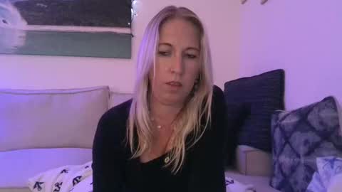 Emma online show from January 2025 05:43:02 AM