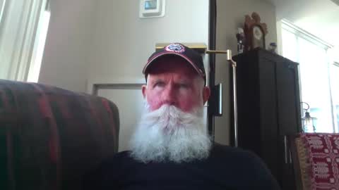 Snapshot of beardbushy chatting on October 2025 03:40:01 PM beardbushy online show from October 2025 03:40:01 PM