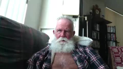 Snapshot of beardbushy chatting on October 2025 04:27:01 PM beardbushy online show from October 2025 04:27:01 PM