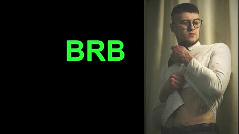 Snapshot of bearded_legend chatting on November 2025 09:27:02 PM Zeus online show from November 2025 09:27:02 PM