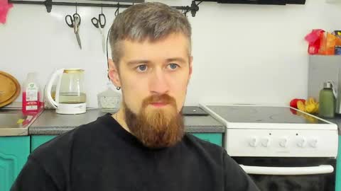 Snapshot of bearded_legend chatting on April 2026 12:14:01 PM Zeus online show from April 2026 12:14:01 PM