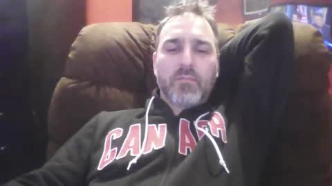 Snapshot of beardedambition chatting on February 2025 10:11:02 PM beardedambition online show from February 2025 10:11:02 PM