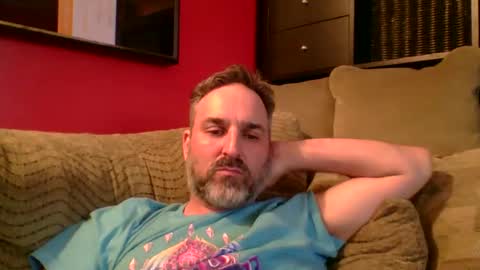 Snapshot of beardedambition chatting on May 2026 01:47:02 AM beardedambition online show from May 2026 01:47:02 AM