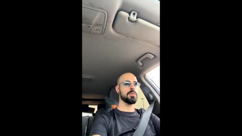 Snapshot of beardedbaldy_09 chatting on October 2025 09:51:01 AM Ask me online show from October 2025 09:51:01 AM