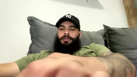 Snapshot of beardmax chatting on April 2026 07:07:02 PM Min online show from April 2026 07:07:02 PM