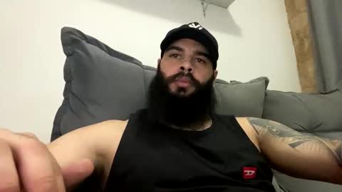 Snapshot of beardmax chatting on May 2026 06:19:02 AM Min online show from May 2026 06:19:02 AM