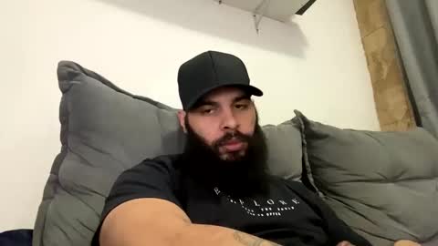 Snapshot of beardmax chatting on May 2026 05:58:02 AM Min online show from May 2026 05:58:02 AM