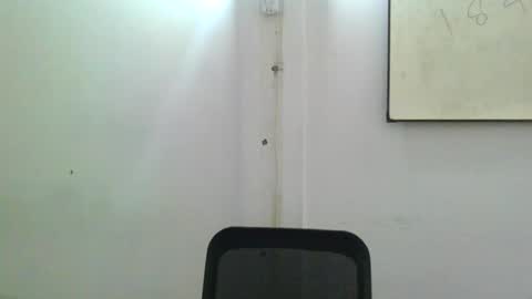 Snapshot of bearjawa31 chatting on July 2026 07:37:02 AM bearjawa online show from July 2026 07:37:02 AM