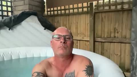 Snapshot of beatsboy87 chatting on February 2026 05:04:01 AM beatsboy87 online show from February 2026 05:04:01 AM