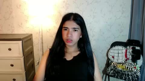 TRIXIE online show from December 2025 04:01:02 PM