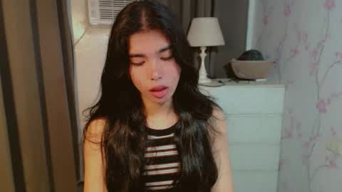 TRIXIE online show from April 2026 12:17:02 PM