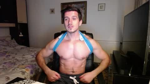 Mia and Jake online show from November 2025 04:40:02 PM