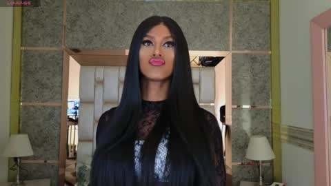 Snapshot of beauty_nina chatting on May 2026 01:18:02 PM beauty_nina online show from May 2026 01:18:02 PM