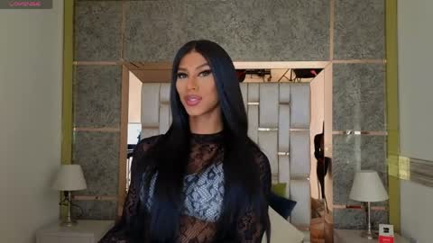 Snapshot of beauty_nina chatting on May 2026 01:39:01 PM beauty_nina online show from May 2026 01:39:01 PM