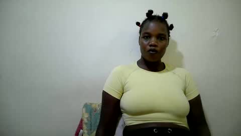 beauty_nina1 online show from November 2025 04:18:02 PM
