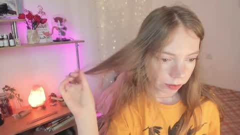 Eliise online show from April 2026 08:15:01 AM