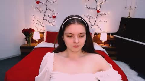 Gloria online show from November 2025 02:39:02 PM