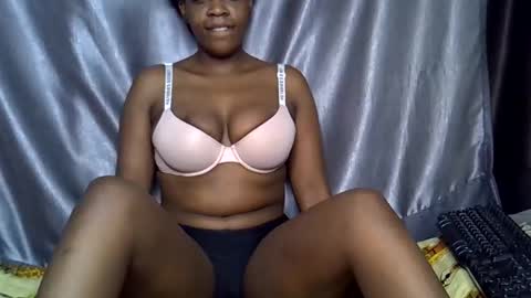 Snapshot of beautygal9 chatting on April 2026 11:14:02 AM beautygal online show from April 2026 11:14:02 AM