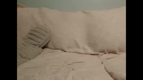 Beauty online show from October 2025 04:02:02 AM