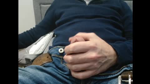 BeautysBrit online show from February 2025 03:53:02 PM