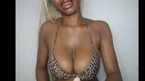 beautyslut1 online show from April 2026 07:04:01 AM