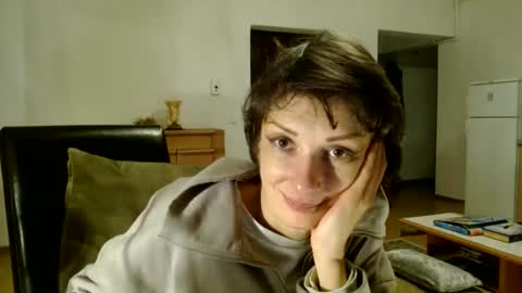 Snapshot of bebacksooon chatting on December 2024 11:33:02 PM Raluca online show from December 2024 11:33:02 PM