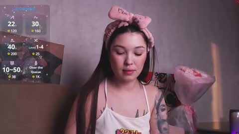 Snapshot of beccahert chatting on February 2025 02:18:01 AM BeccaHert online show from February 2025 02:18:01 AM